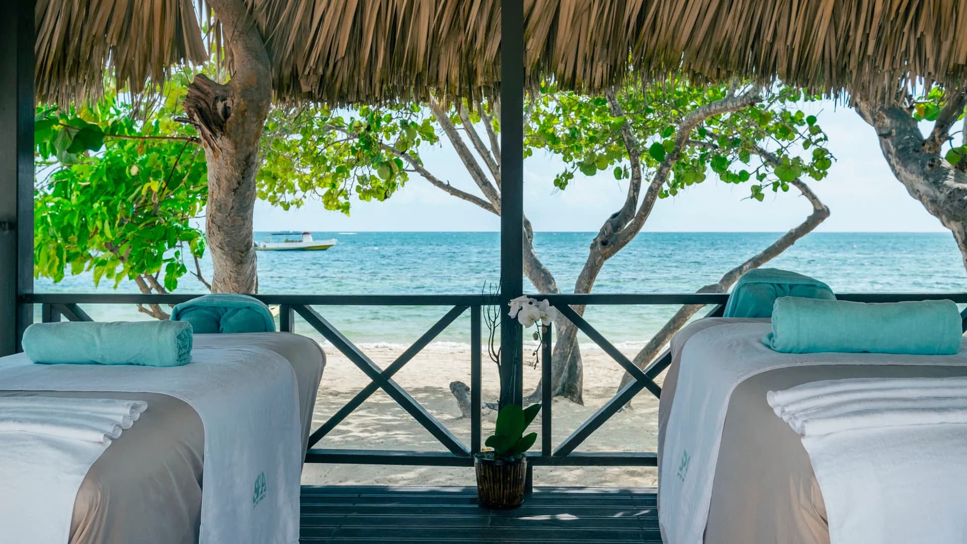 Beachfront spa cabana looking out to the sea